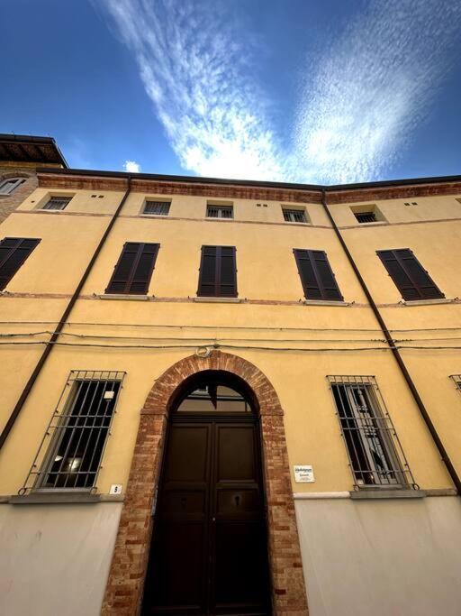 Апартаменты Casa Petrucci 2 Centro Storico Форли Экстерьер фото