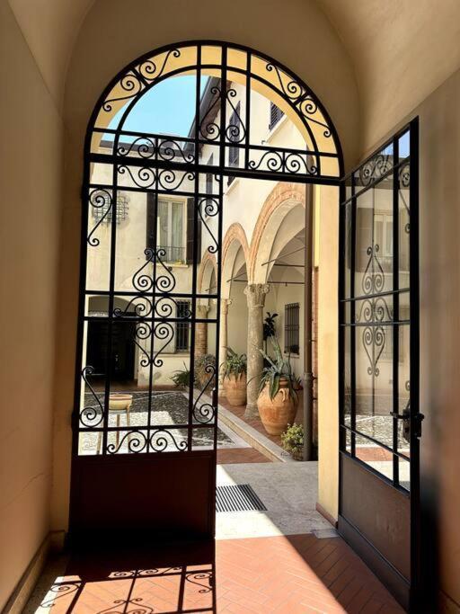 Апартаменты Casa Petrucci 2 Centro Storico Форли Экстерьер фото